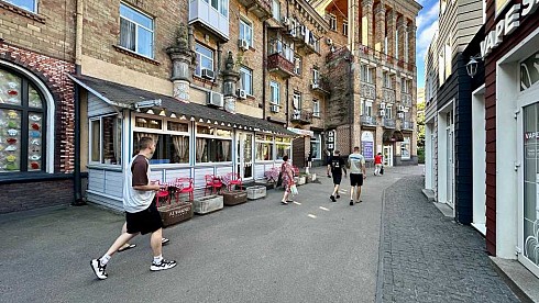 image01.jpg