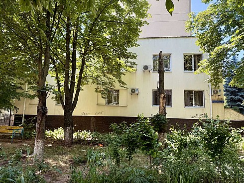 image01.jpg