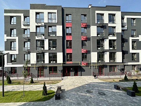 image01.jpg