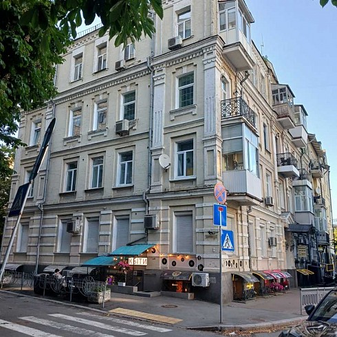image01.jpg