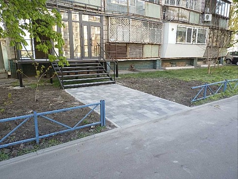 image01.jpg