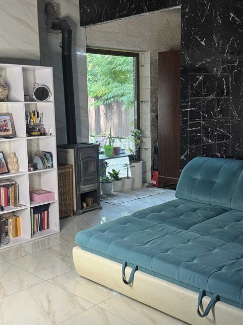 image01.jpg