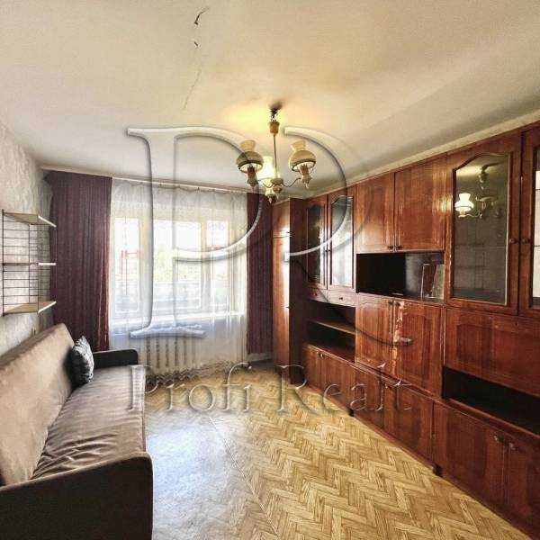 Продам 2-кімнатну квартиру, Киевская обл., Киев, Соломенский р-н, Миколи Голего вулиця