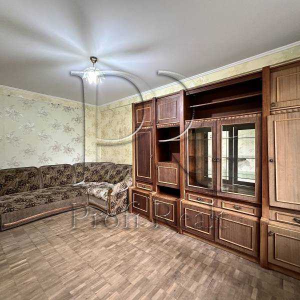 Продам 1-кімнатну квартиру, Киевская обл., Киев, Днепровский р-н, Перова бульвар