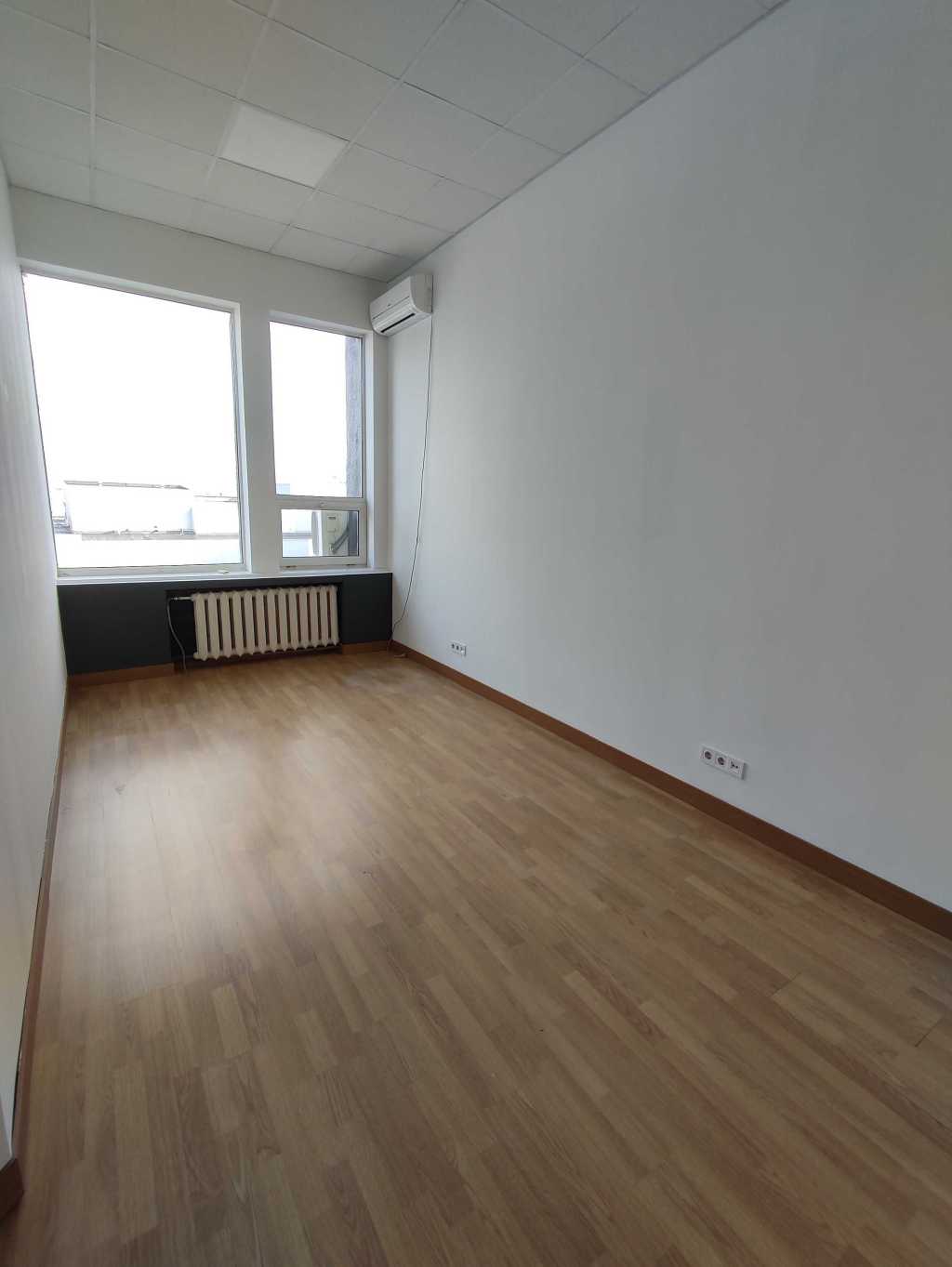 Сдам офіс, Киевская обл., Киев, Днепровский р-н, Евгения Сверстюка ул.