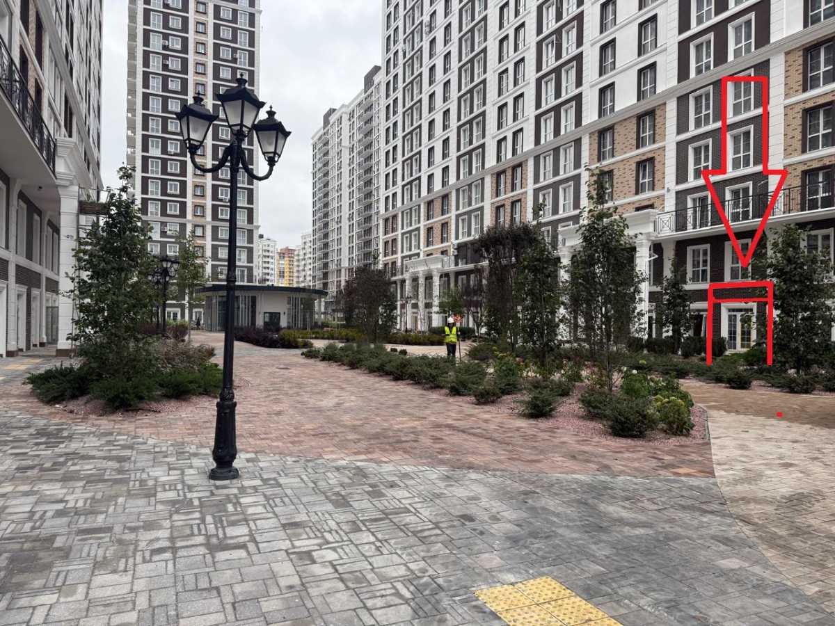 Продам торгову площу, Киевская обл., Киев, Голосеевский р-н, Михайла Максимовича вул.