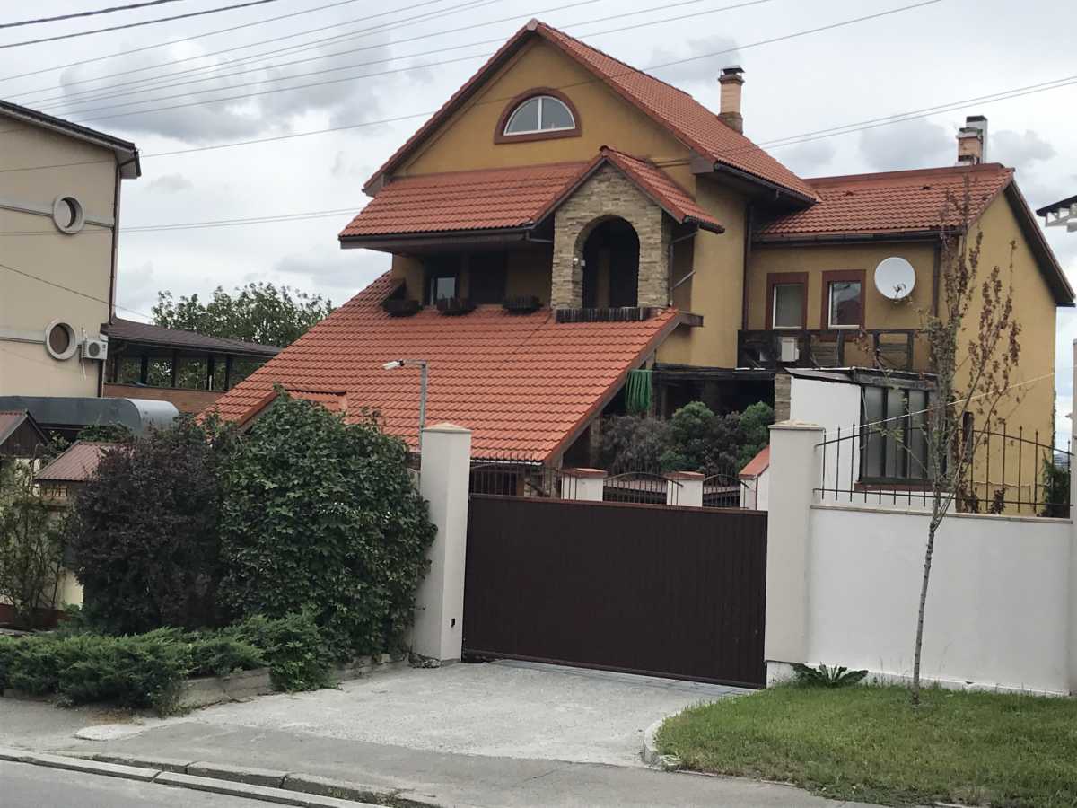 Продам дом, Киевская обл., Киев, Голосеевский р-н, Добрый Путь ул.