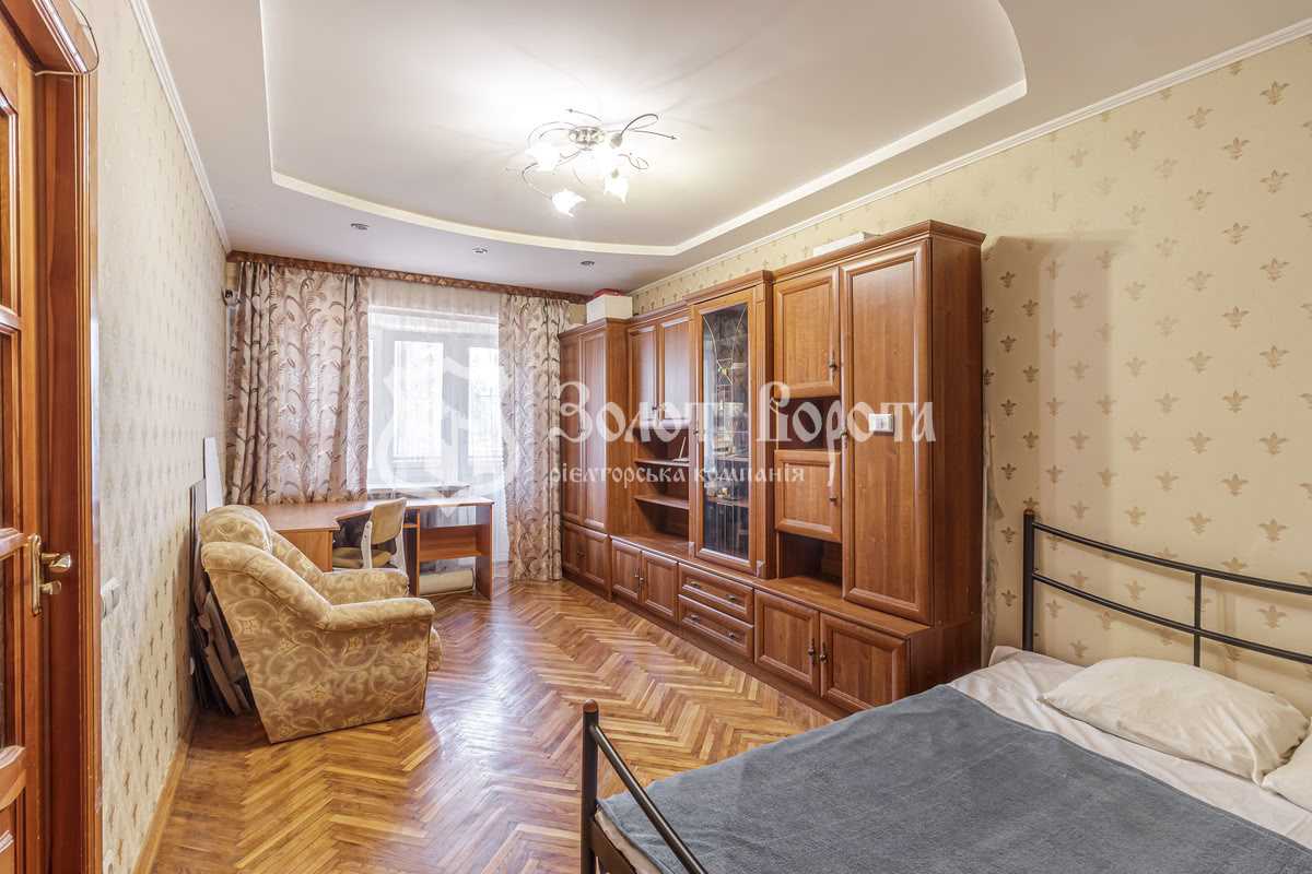 Продам 1-кімнатну квартиру, Киевская обл., Киев, Шевченковский р-н, Академіка Туполєва вул.