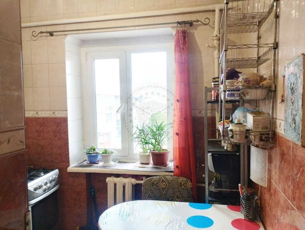 Продам 3-кімнатну квартиру, Киевская обл., Киев, Днепровский р-н, Праці бульв.