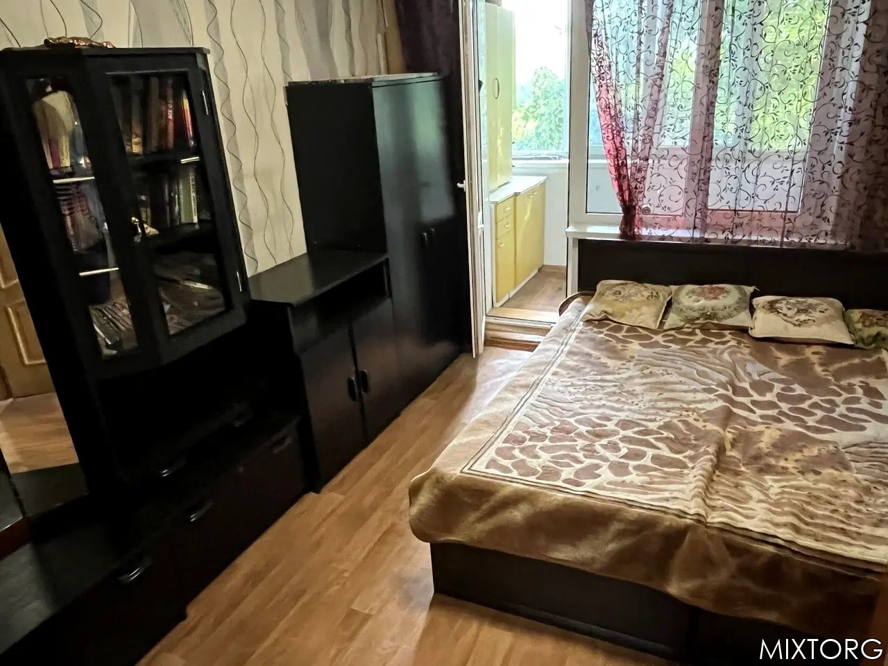 Гарна 2-кімнатна квартира в центрі Бортничів.