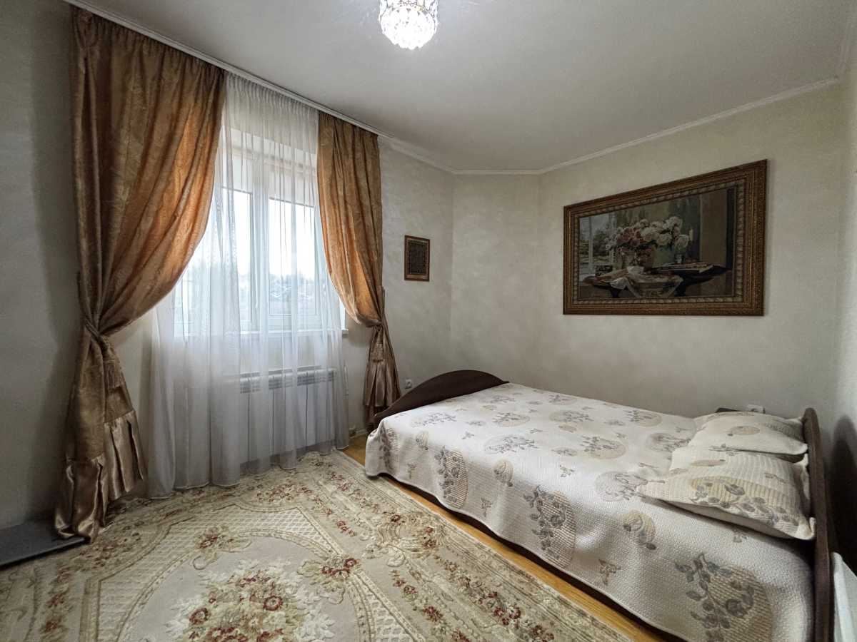 Сдам дом, Киевская обл., Киев, Голосеевский р-н, Гвардійська вул.