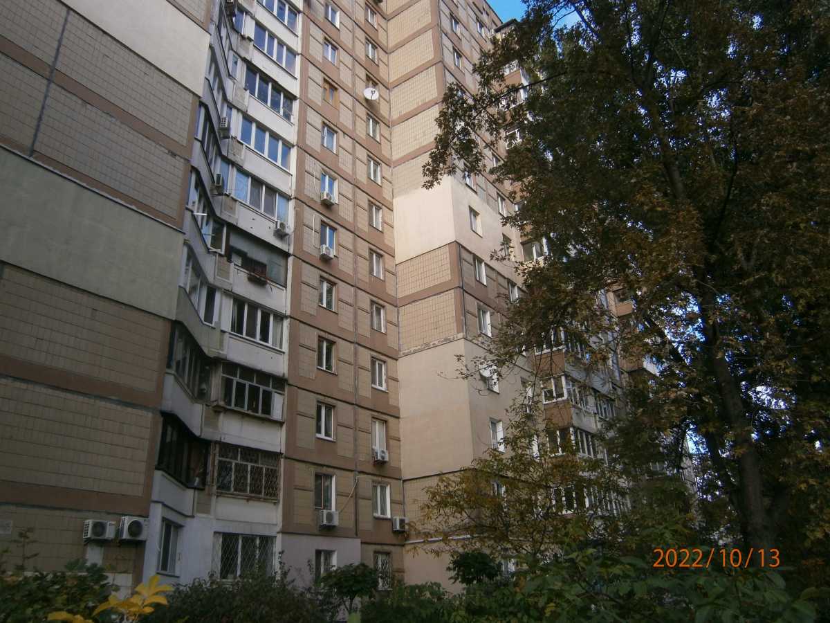  3- ,  ., ,  -,   .
