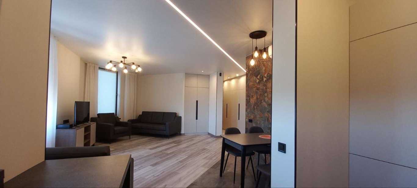 ���� 2-������� ��������, �������� ���., ����, ������������ �-�, ������������� �����.