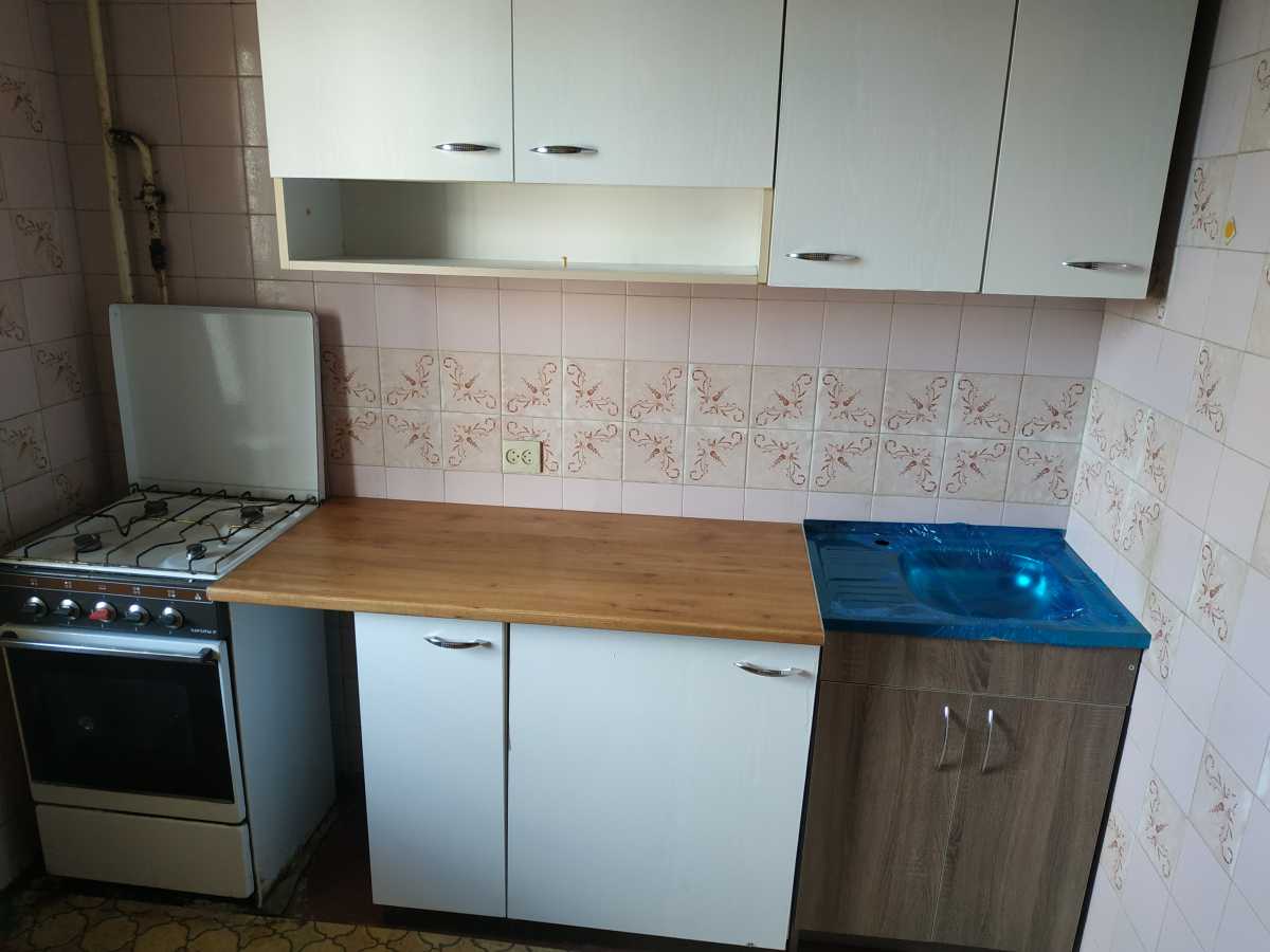 Продам 1-кімнатну квартиру, Киевская обл., Киев, Деснянский р-н, Леоніда Бикова бульв.