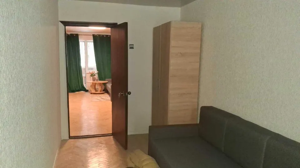 Продам 2-кімнатну квартиру, Киевская обл., Киев, Соломенский р-н, Юлиуса Фучика ул.