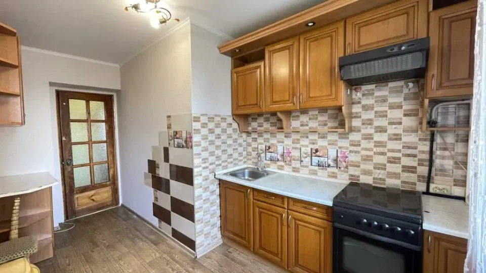 Продам 3-кімнатну квартиру, Хмельницкая обл., Хмельницкий, Хмельницкий, Георгія Гонгадзе