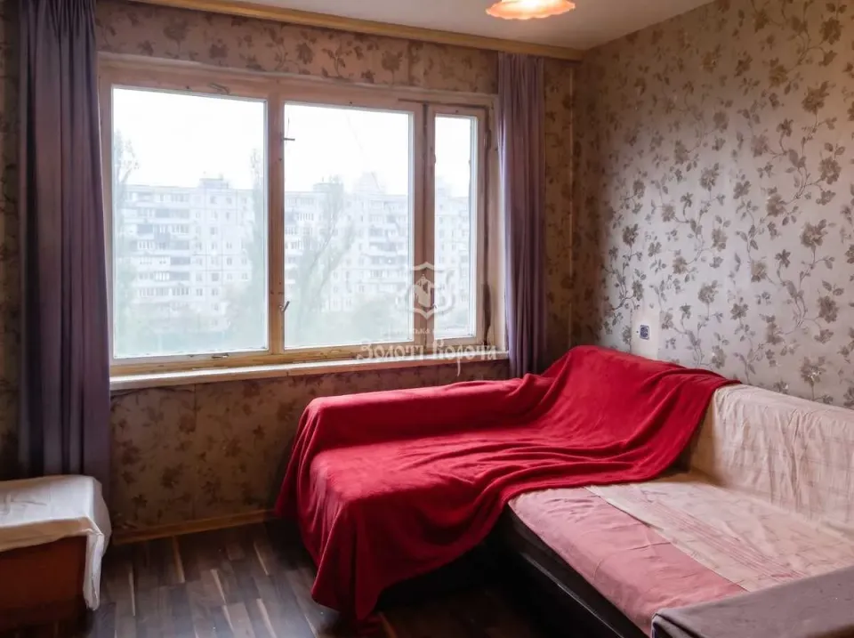 Продам 3-кімнатну квартиру, Киевская обл., Киев, Оболонский р-н, Маршала Малиновського вул.