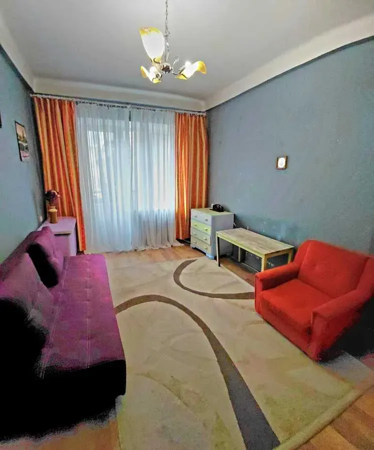 Продам 2-кімнатну квартиру, Киевская обл., Киев, Голосеевский р-н, Велика Васильківська вул.