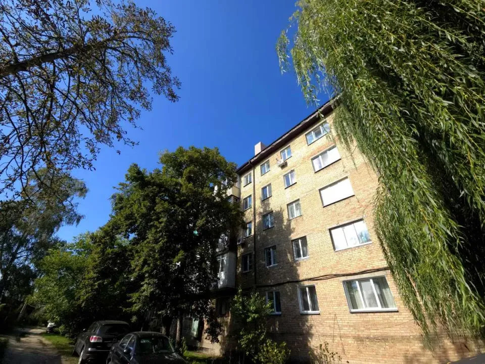 Продам 2-кімнатну квартиру, Киевская обл., Киево-Святошинский, Ирпень, пров.П.Мирного