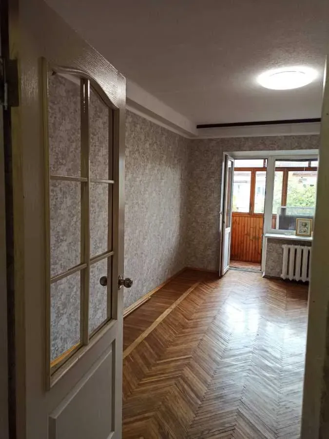Продам 1-кімнатну квартиру, Киевская обл., Киев, Соломенский р-н, Тополева вул.