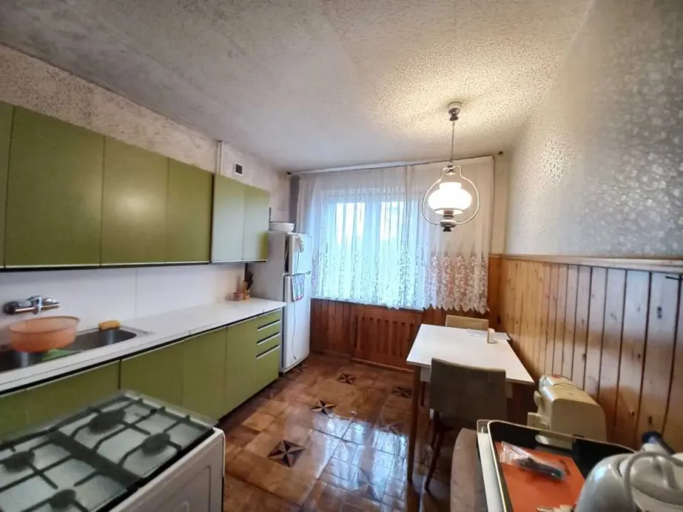 Продам 3-кімнатну квартиру, Днепропетровская обл., Днепр, Индустриальный р-н, провулок