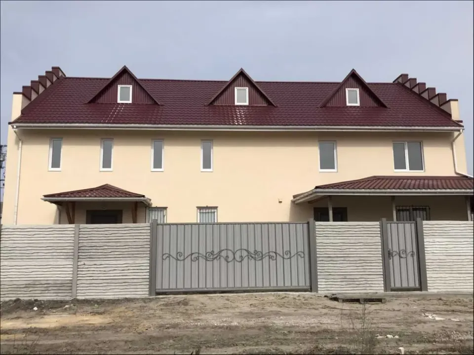 Сдам дом, Киевская обл., Киев, Деснянский р-н, Карла Маркса ул.