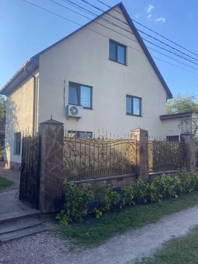 Продам дом, Киевская обл., Киев, Оболонский р-н, 8-а лінія вул.