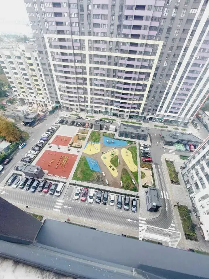 Продам 1-кімнатну квартиру, Киевская обл., Киев, Соломенский р-н, Воздушных Сил просп.
