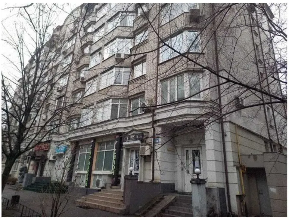 Продам торгову площу, Киевская обл., Киев, Соломенский р-н, Андрія Головка вул. — фото 1
