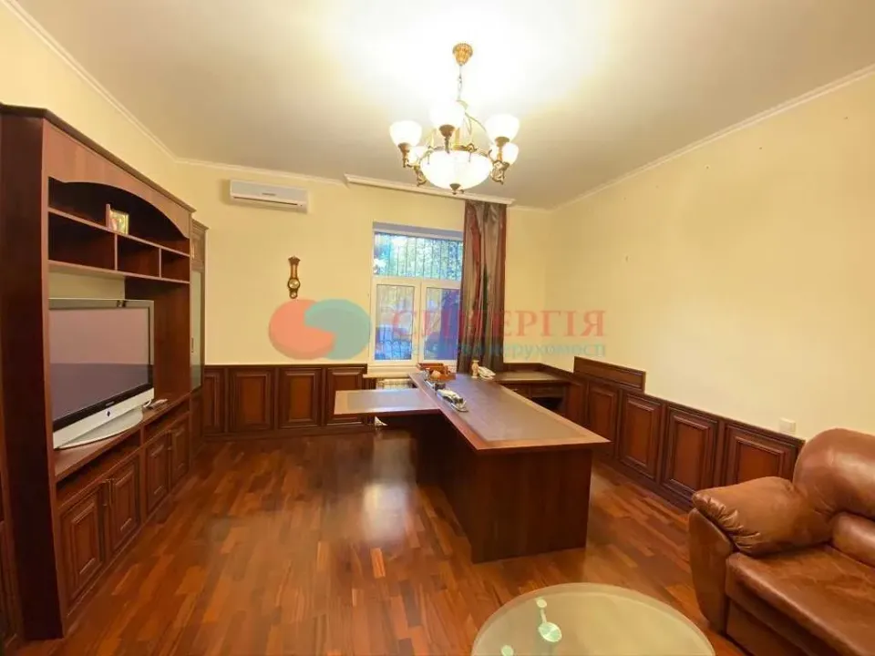 Продам офіс, Киевская обл., Киев, Печерский р-н, Михайла Бойчука вул.