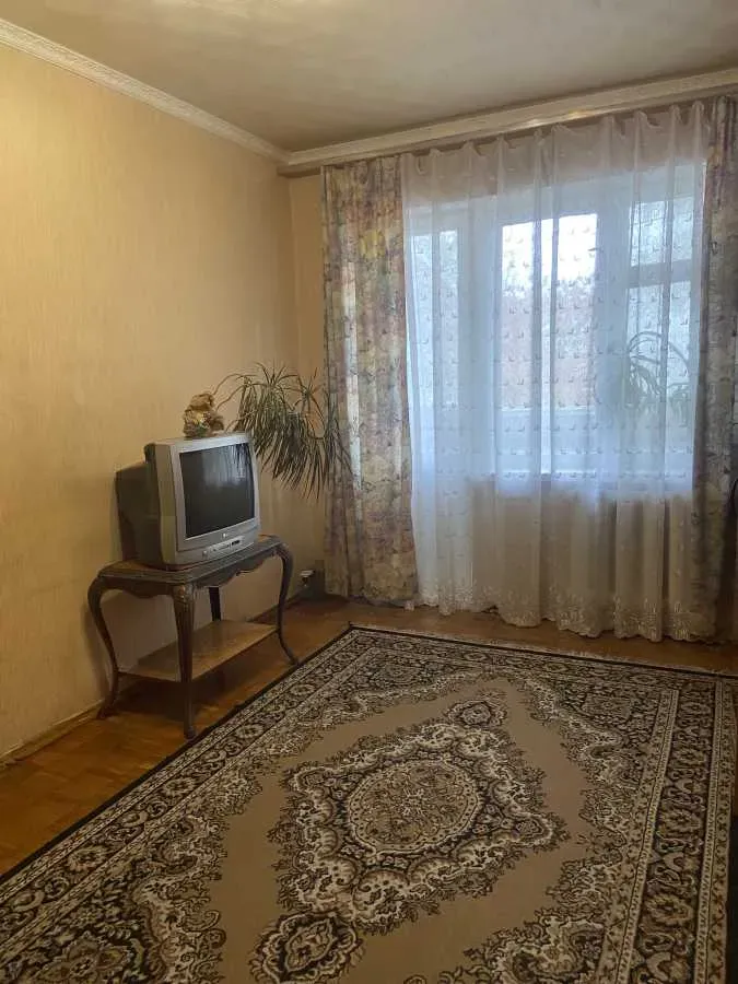 Продам 1-кімнатну квартиру, Киевская обл., Киев, Оболонский р-н, Маршала Рокоссовського просп.