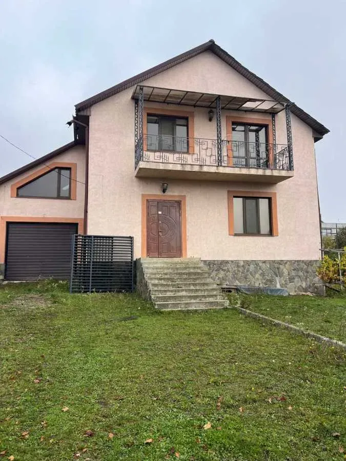 Продам дом, Черновицкая обл., Сторожинецкий, Великий Кучуров, Миколаївська