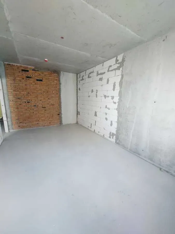 Продам 2-кімнатну квартиру, Киевская обл., Киев, Соломенский р-н, Воздушных Сил просп.